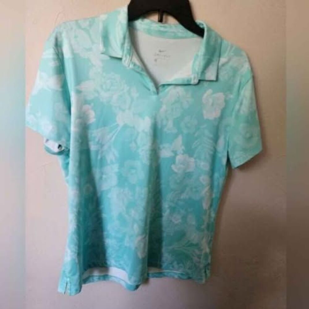 Under Armour & Nike Womens Bundle Size Large - Picture 3 of 6